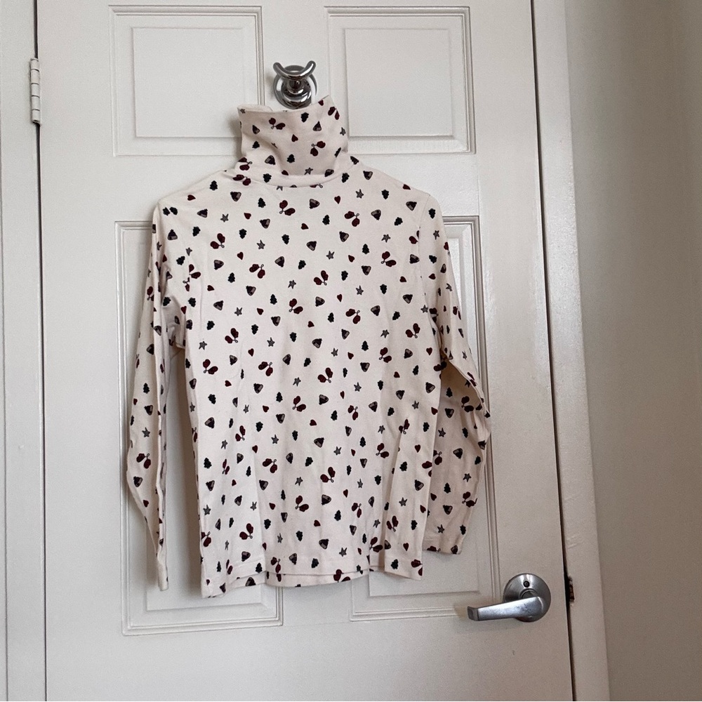 Croft and Barrow Petite Vintage Holiday Cream Turtleneck Ugly Sweater